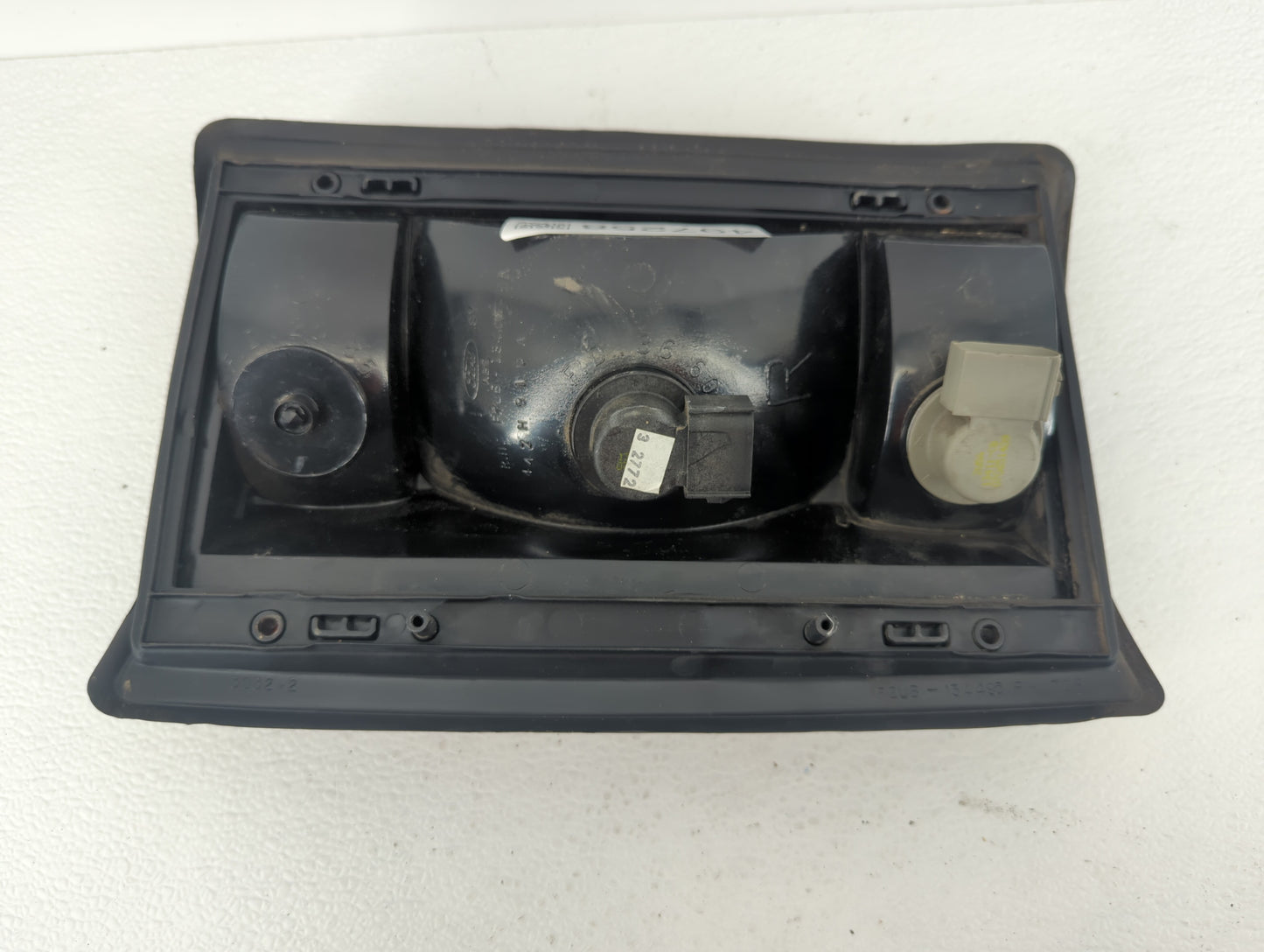 2007 Mercedes-Benz E350 Tail Light Assembly Passenger Right OEM Fits Fits 2005 2006 2008 2009 2010 2011 2012 2013 2014 OEM U