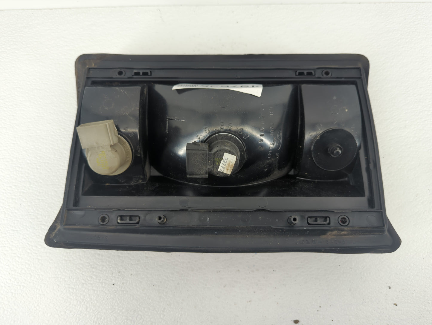 2007 Mercedes-Benz E350 Tail Light Assembly Driver Left OEM P/N:F7UB-13441-AA Fits OEM Used Auto Parts - Oemusedautoparts1.c