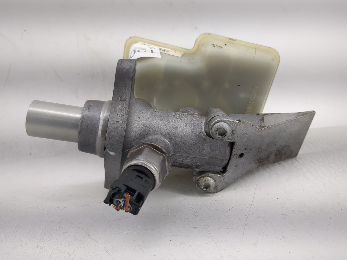 Mercedes-benz Ml250 Brake Master Cylinder - Oemusedautoparts1.com