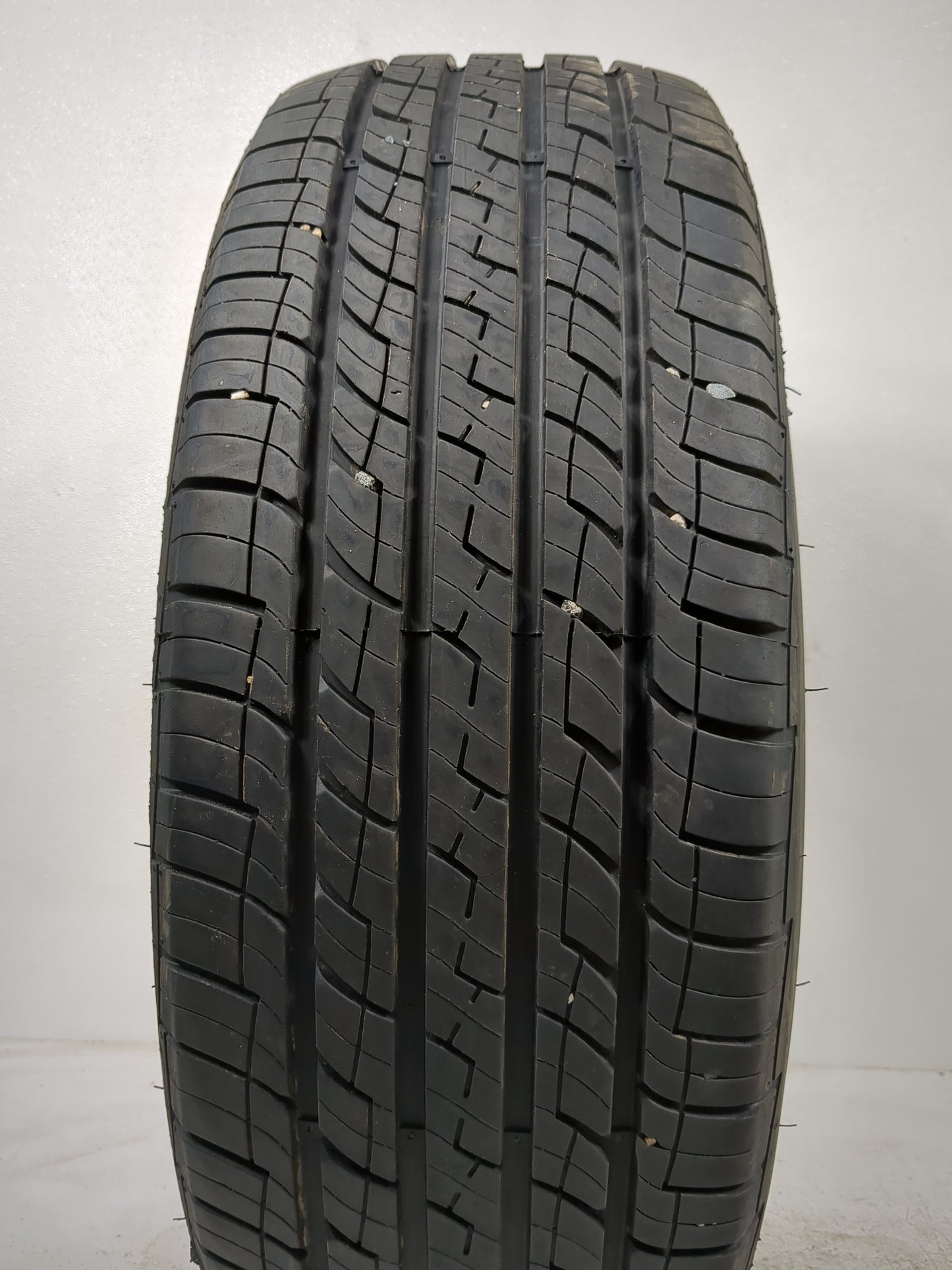 Used Tire 235/65R17 MASTERCRAFT SRT TOURING 104T - Tread Depth 7.5/32 - Oemusedautoparts1.com
