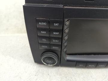 2006-2007 Mercedes-Benz R350 Radio AM FM Cd Player Receiver Replacement P/N:A2518703689 BB0640 Fits Fits 2006 2007 OEM Used Auto Parts