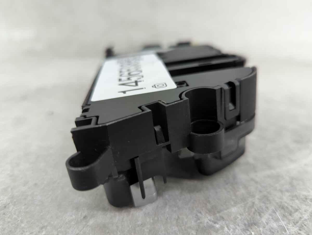 2007 Mercedes-benz S-class Driver Left Seat Switch - Oemusedautoparts1.com