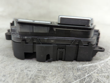 2007 Mercedes-Benz S550 Climate Control Module Temperature AC/Heater Replacement P/N:A2218708751 3359.700201, STV83673 Fits OEM Used Auto Parts