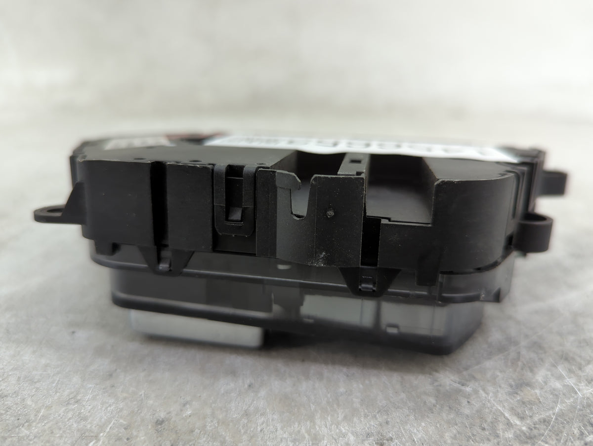 2007 Mercedes Sclass Passenger Right Seat Switch - Oemusedautoparts1.com