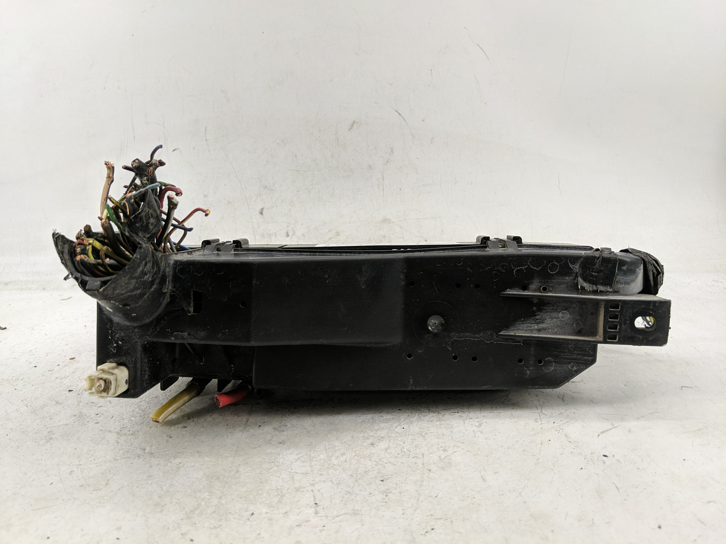 2005-2007 Mercury Mariner Fusebox Fuse Box Panel Relay Module Fits Fits 2005 2006 2007 OEM Used Auto Parts - Oemusedautopart