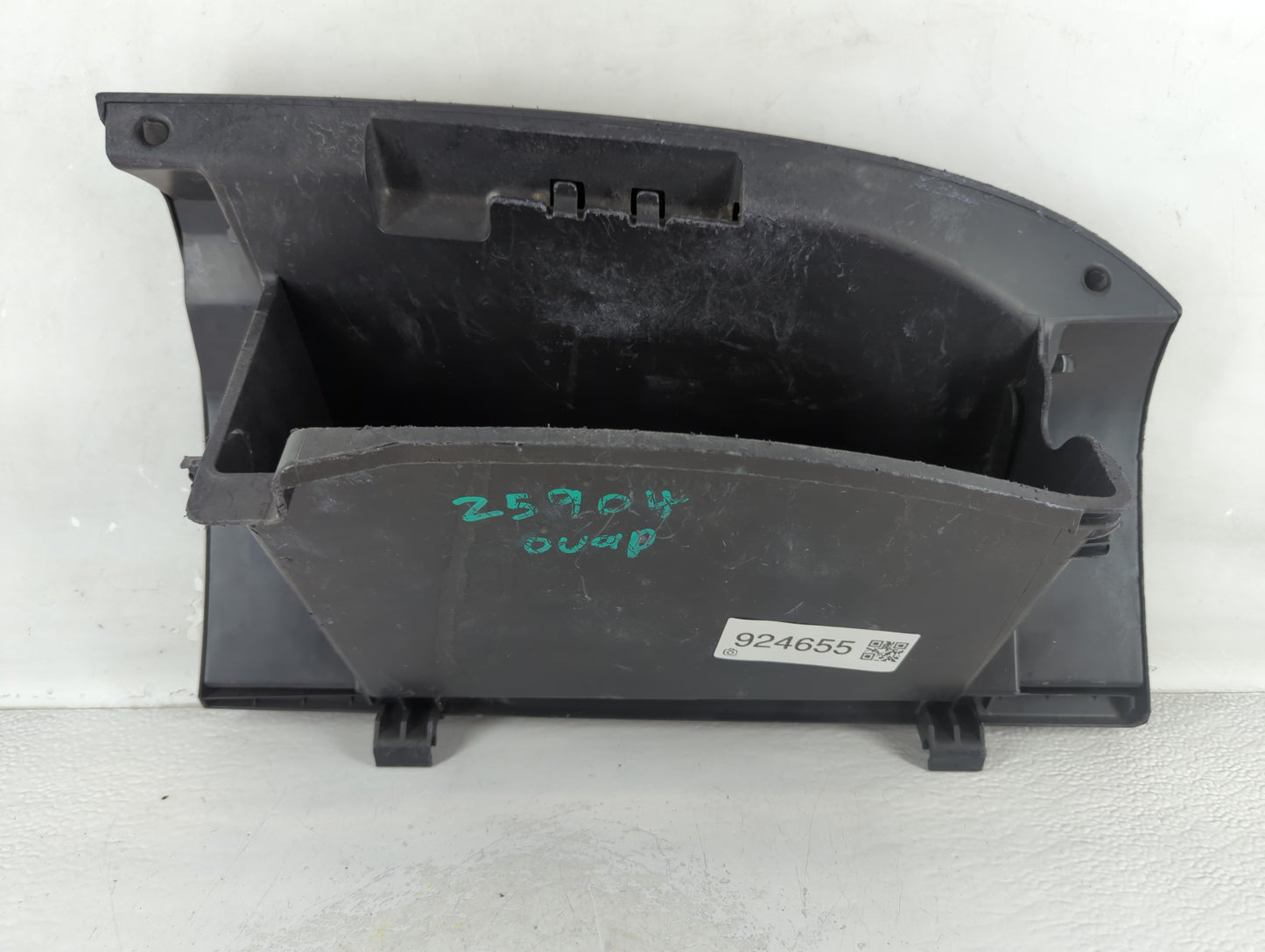 2007 Mitsubishi Outlander Passenger Glove Box Door Storage Compartment - Oemusedautoparts1.com