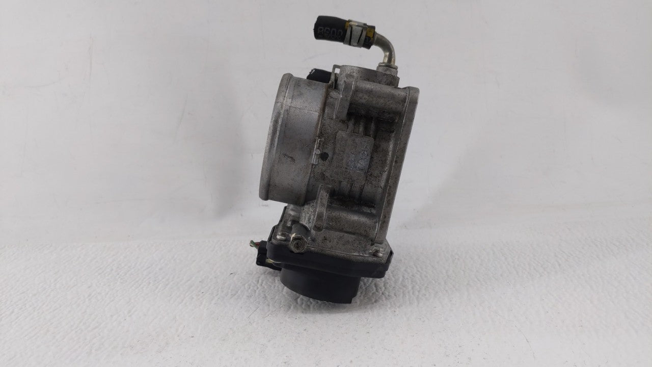 2007-2013 Nissan Altima Throttle Body P/N:RME60-15 Fits Fits 2007 2008 2009 2010 2011 2012 2013 OEM Used Auto Parts - Oemuse