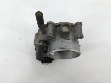 2005-2012 Nissan Frontier Throttle Body P/N:16119 7S001 A 16119 7S001 B Fits OEM Used Auto Parts