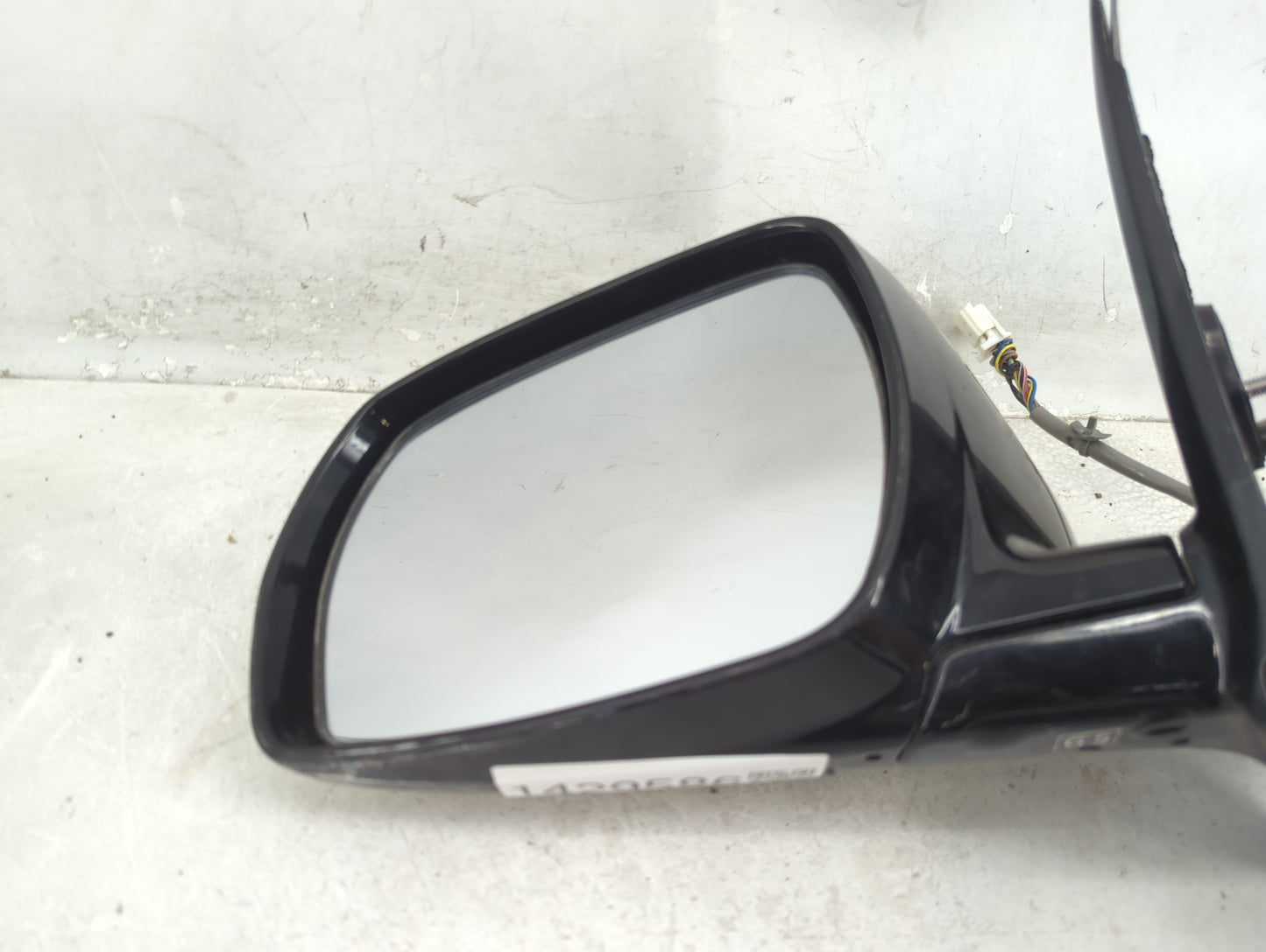 2005-2007 Nissan Murano Driver Left Side View Power Door Mirror White - Oemusedautoparts1.com