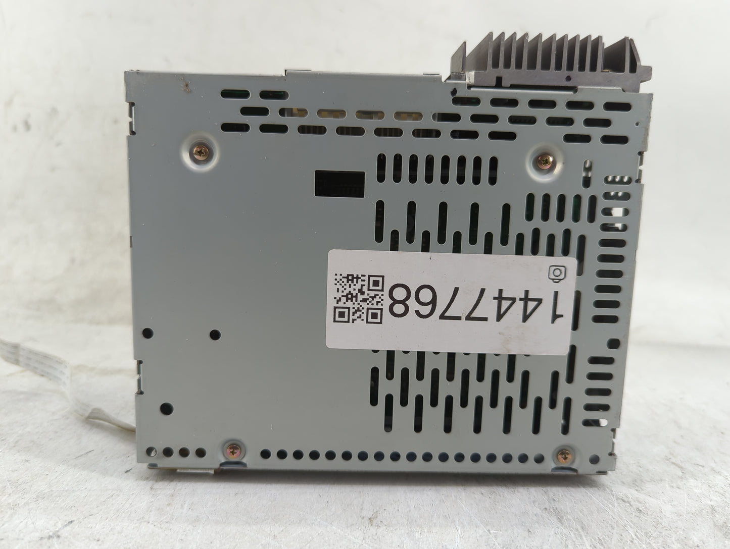 2006-2007 Nissan Murano Radio AM FM Cd Player Receiver Replacement P/N:28185CC20A PN-2529H, 286-6687-01 Fits Fits 2006 2007