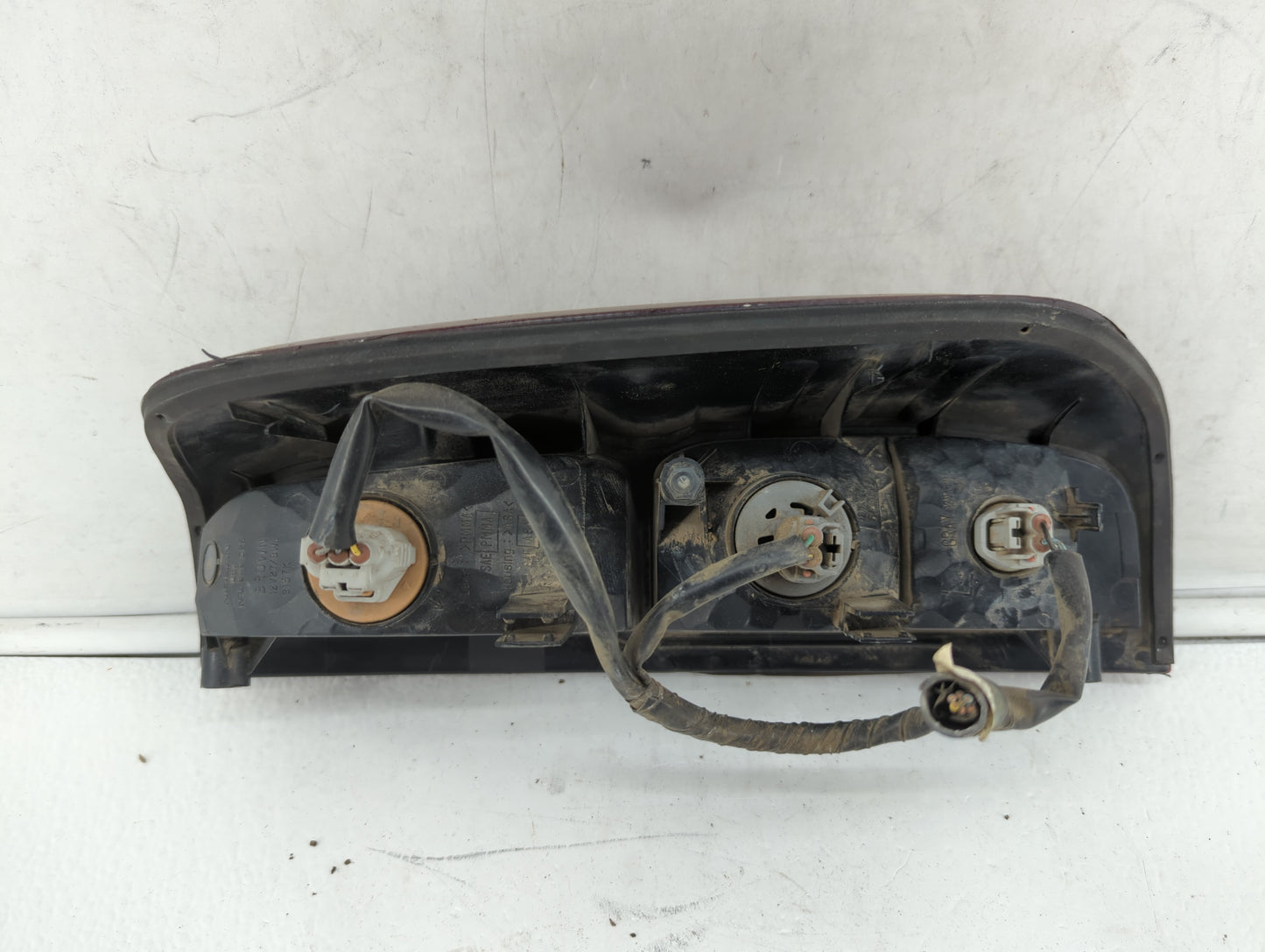 2007 Nissan Pulsar Tail Light Assembly Passenger Right OEM P/N:949 625 Fits Fits 2005 2006 2008 2009 2010 2011 2012 2013 201