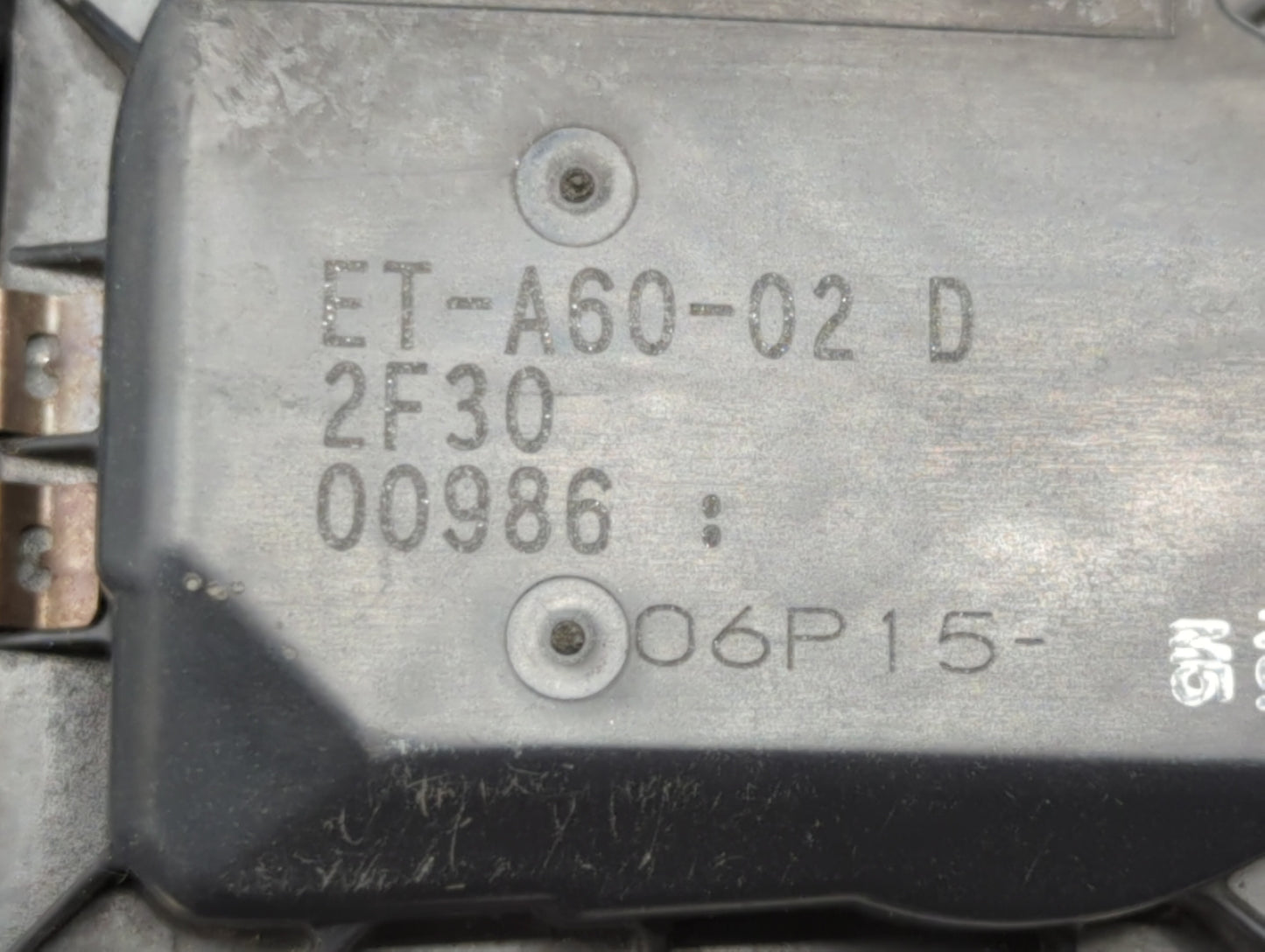 2007-2012 Nissan Versa Throttle Body P/N:ET-A60-02 E ET-A60-02 J Fits OEM Used Auto Parts - Oemusedautoparts1.com