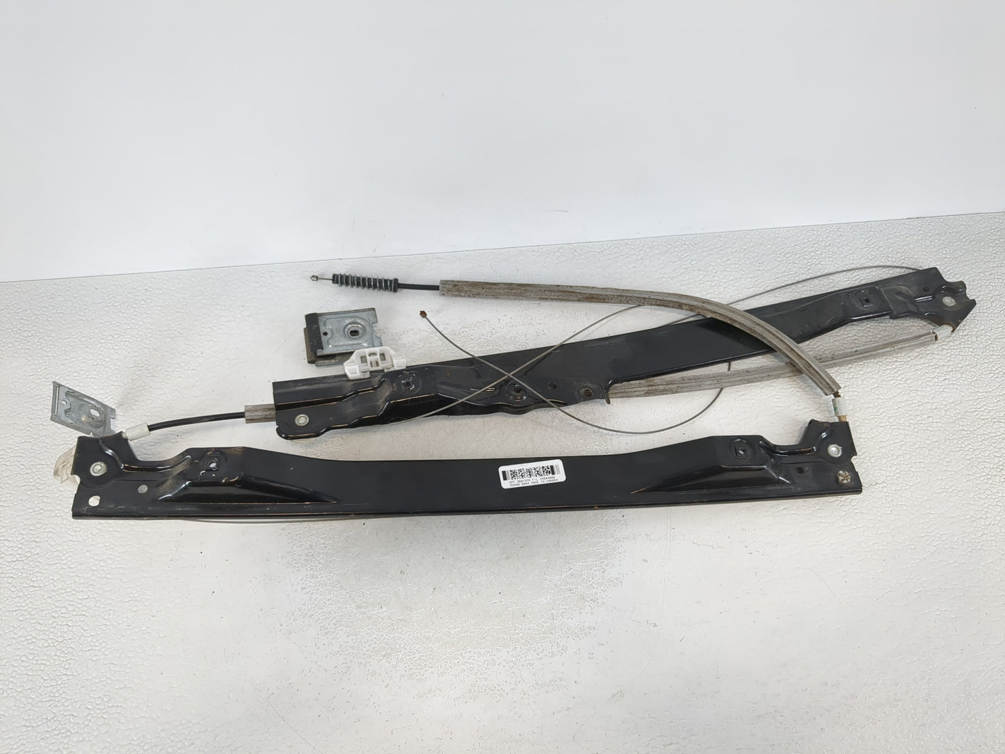 2005-2009 Saab 9-7x Driver Left Front Window Regulator - Oemusedautoparts1.com