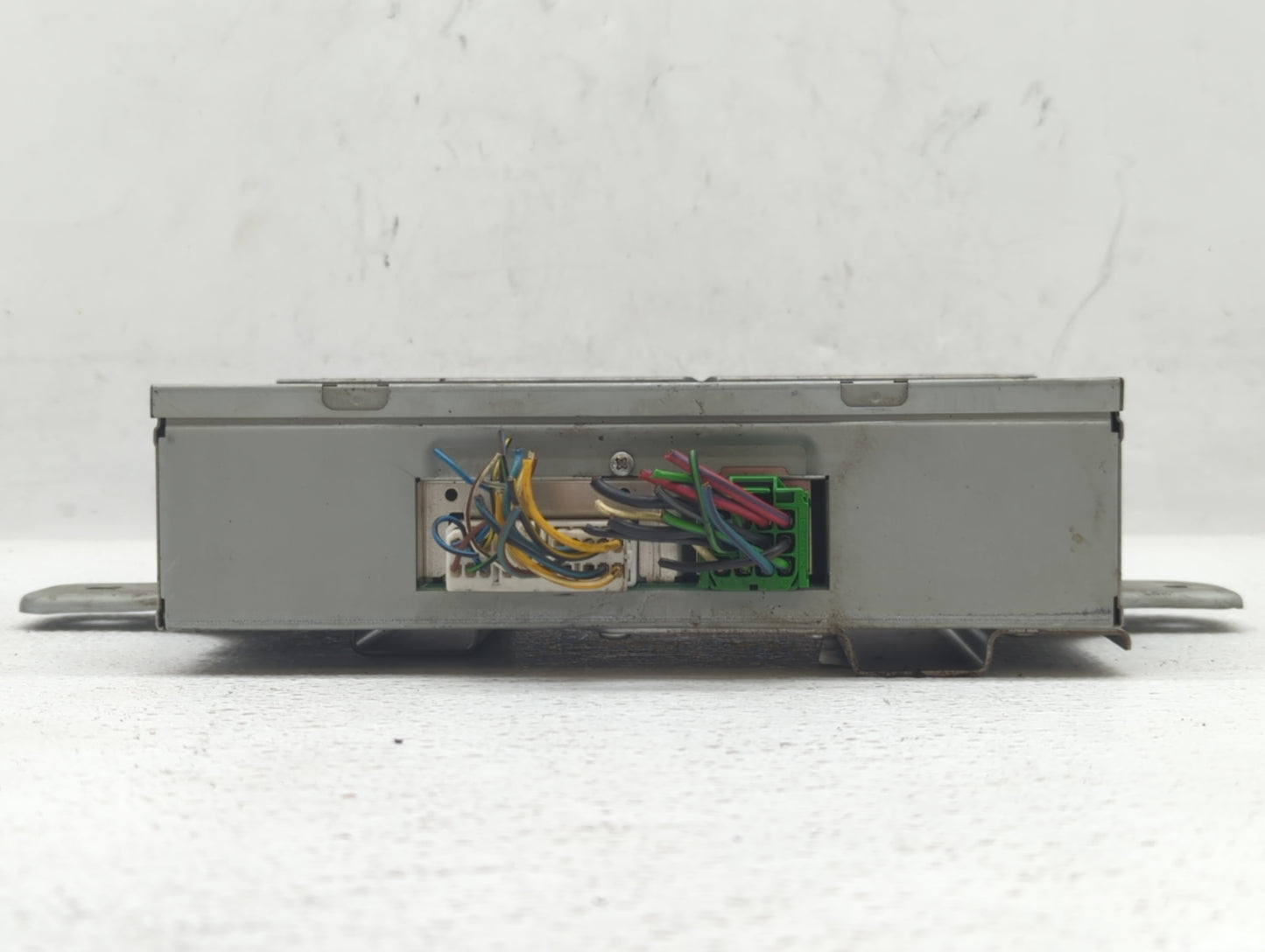 2007 Saab 93b Radio AM FM Cd Player Receiver Replacement Fits OEM Used Auto Parts - Oemusedautoparts1.com