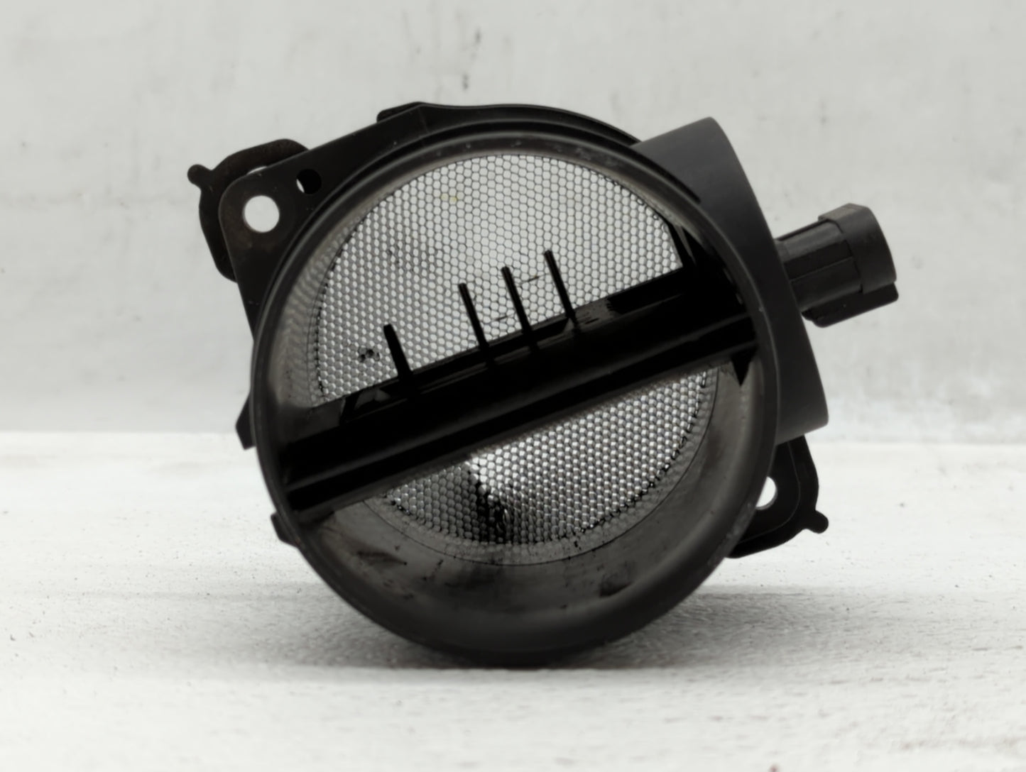 2007-2009 Saturn Aura Mass Air Flow Meter Maf - Oemusedautoparts1.com