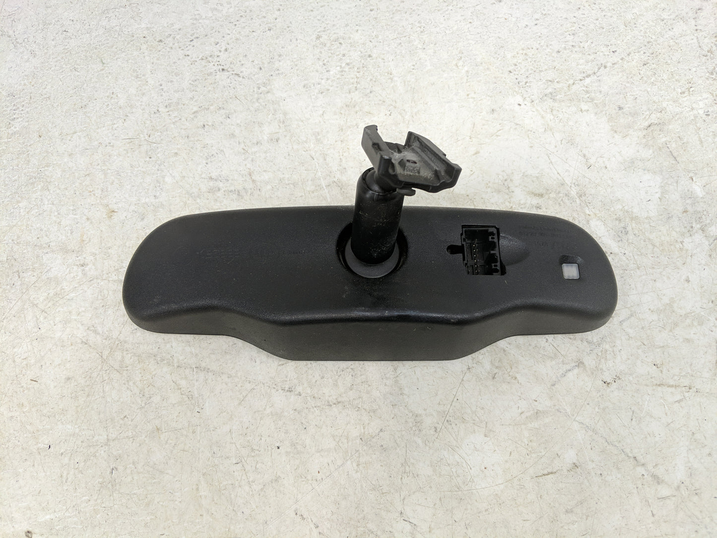 2007 Saturn Outlook Interior Rear View Mirror Replacement OEM Fits Fits 2006 2008 2009 2010 2011 2012 OEM Used Auto Parts -