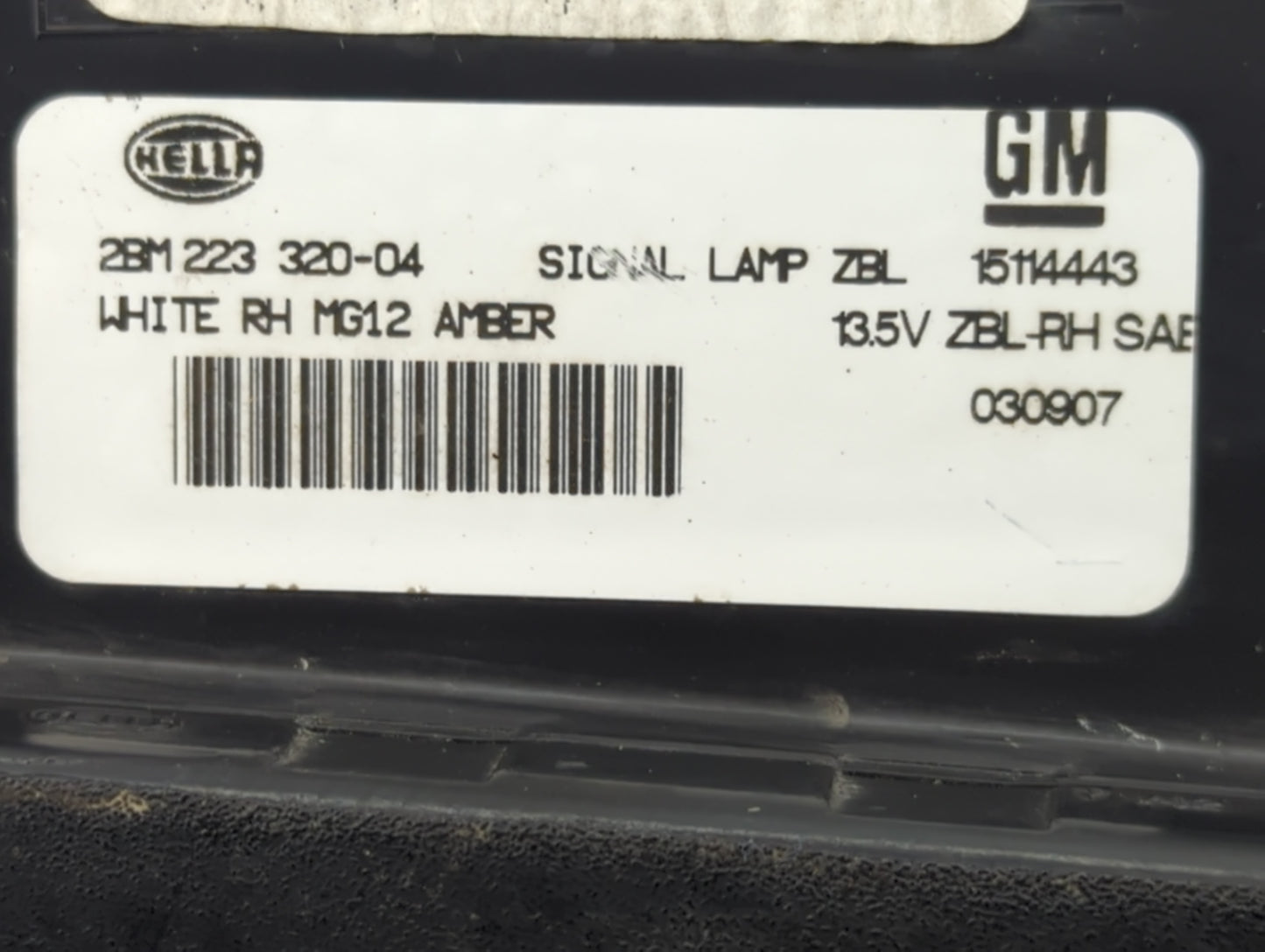 2007 Saturn Outlook Passenger Right Oem Front Light Lamp - Oemusedautoparts1.com