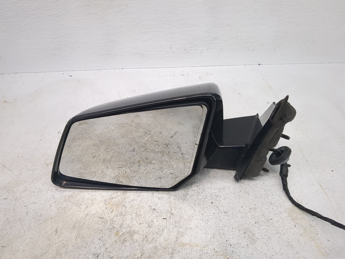 2007 Saturn Outlook Driver Side View Mirror - Left Door Mirror OEM Used - Oemusedautoparts1.com