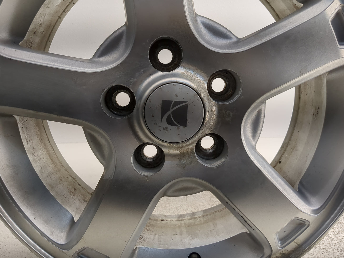 2006-2007 Saturn Vue Oem Wheel Rim 1229767 - Oemusedautoparts1.com