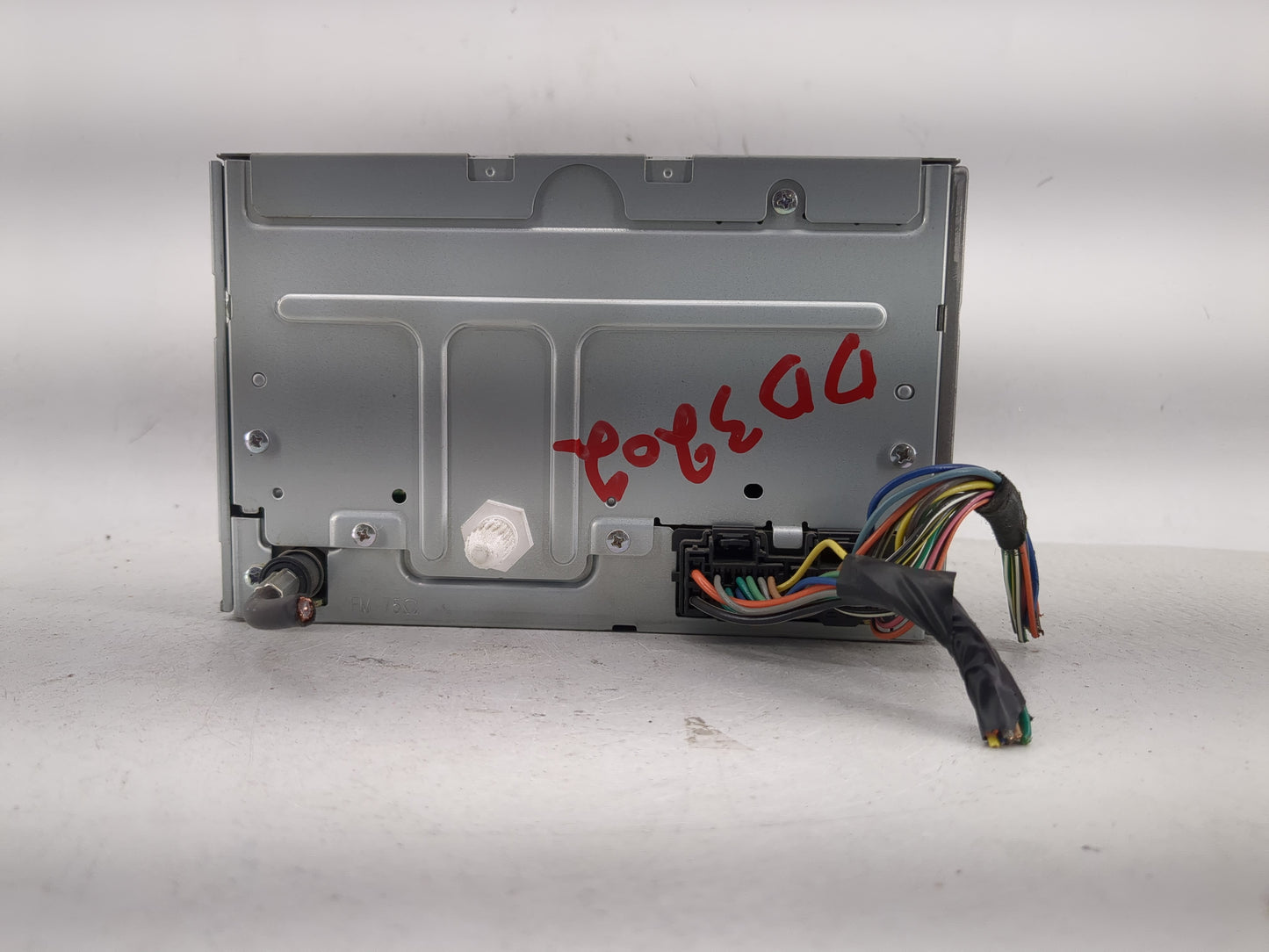 2006-2007 Saturn Vue Radio AM FM Cd Player Receiver Replacement P/N:15850682 Fits Fits 2006 2007 OEM Used Auto Parts - Oemus