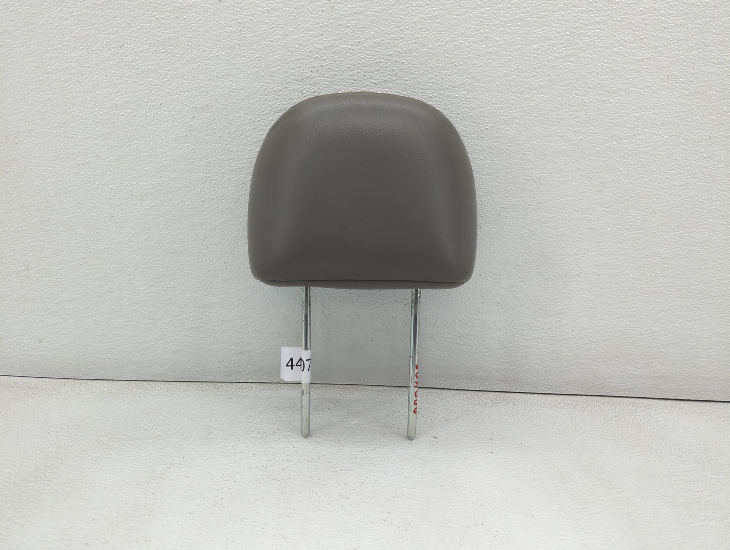2006-2007 Saturn Vue Headrest Head Rest Rear Seat Grey - Oemusedautoparts1.com