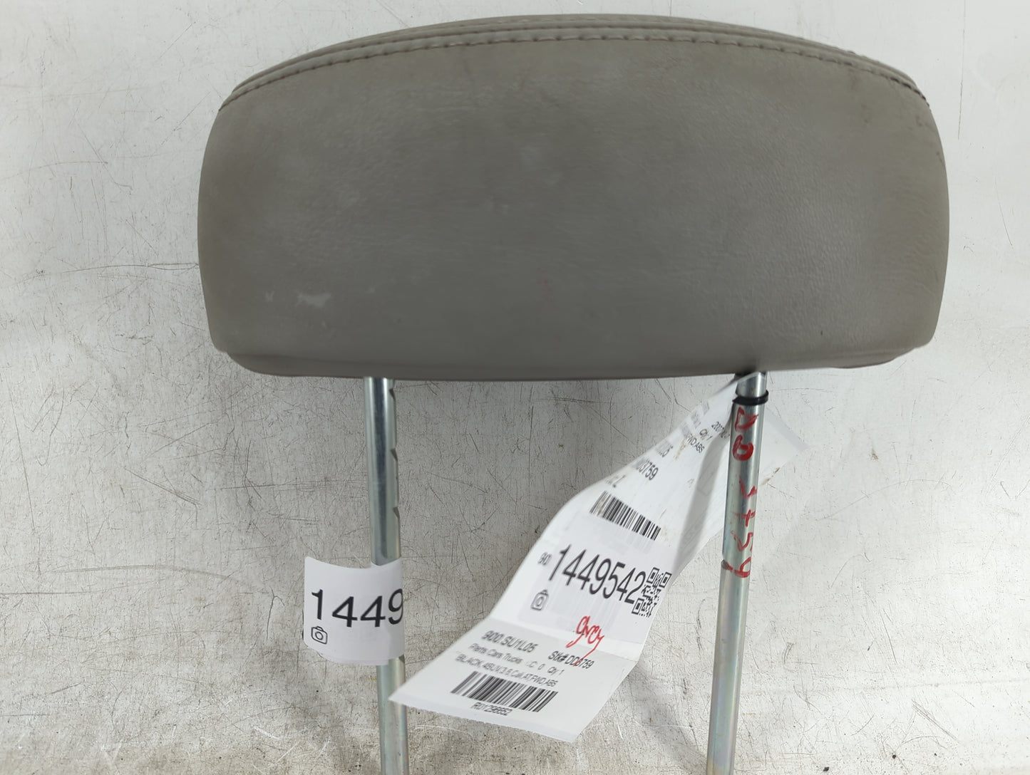 Suzuki Xl-7 Headrest Head Rest Front Driver Seat Grey - Oemusedautoparts1.com