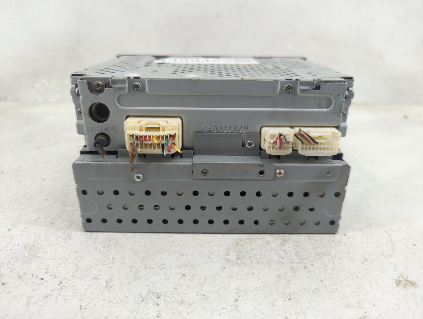 2005-2007 Toyota Avalon Radio AM FM Cd Player Receiver Replacement P/N:86120-AC150 Fits Fits 2005 2006 2007 OEM Used Auto Pa