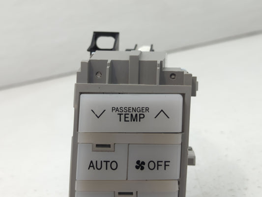 2005-2010 Toyota Avalon Climate Control Module Temperature AC/Heater Replacement P/N:55900-07170 55900-07160 Fits OEM Used Auto Parts