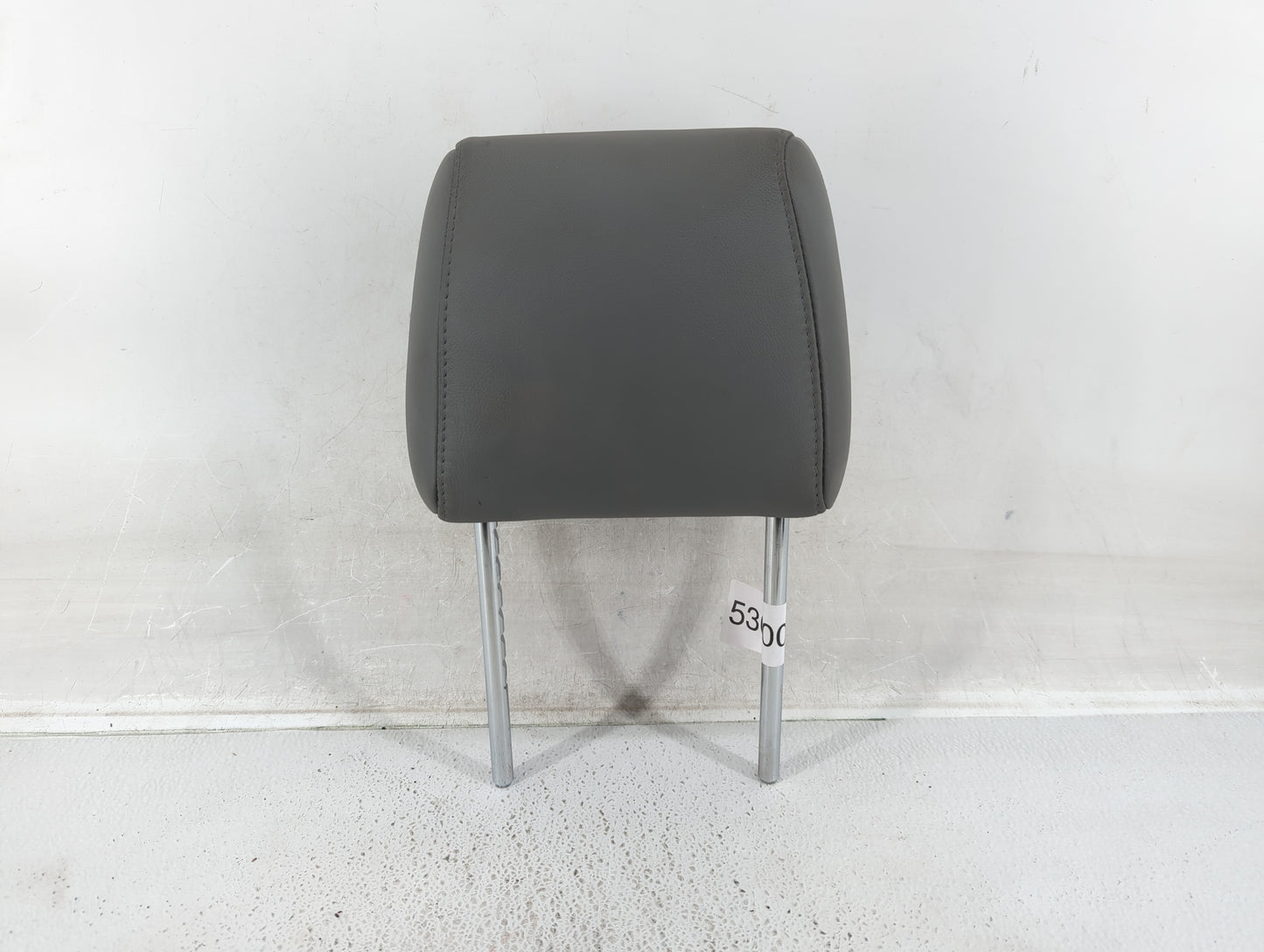 2005-2007 Toyota Avalon Headrest Head Rest Rear Seat Fits Fits 2005 2006 2007 OEM Used Auto Parts - Oemusedautoparts1.com