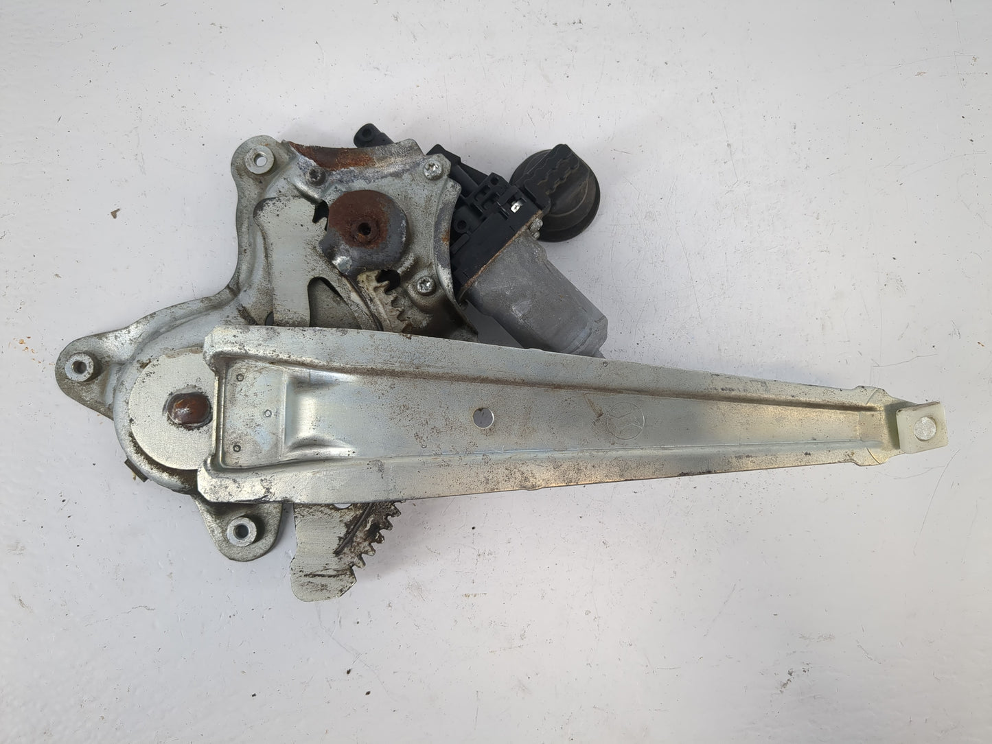 2007-2011 Toyota Camry Driver Left Front Window Regulator - Oemusedautoparts1.com