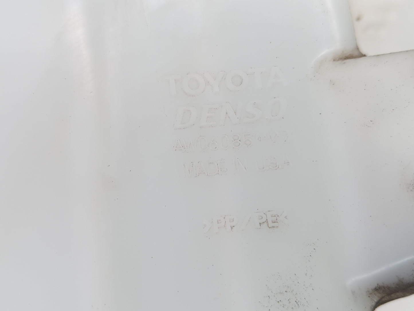 2007-2011 Toyota Camry Windshield Washer Fluid Reservoir Bottle Oem - Oemusedautoparts1.com