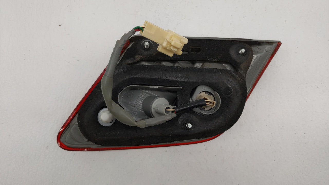 2007-2009 Toyota Camry Tail Light Assembly Passenger Right OEM Fits Fits 2007 2008 2009 OEM Used Auto Parts - Oemusedautopar