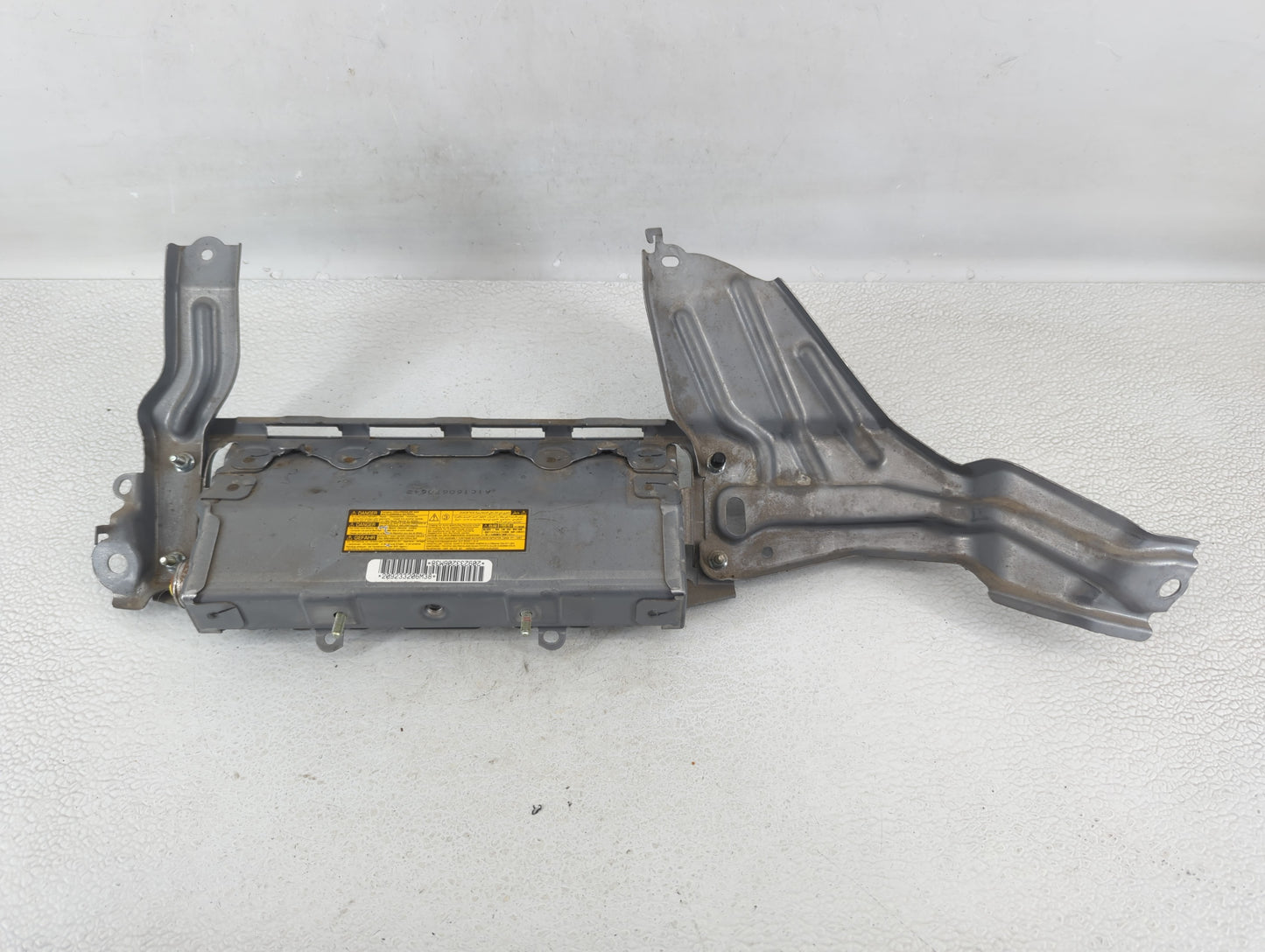 2007 Toyota Camry Hood Hatch Lift Supports Struts Shocks Right Left Pair - Oemusedautoparts1.com