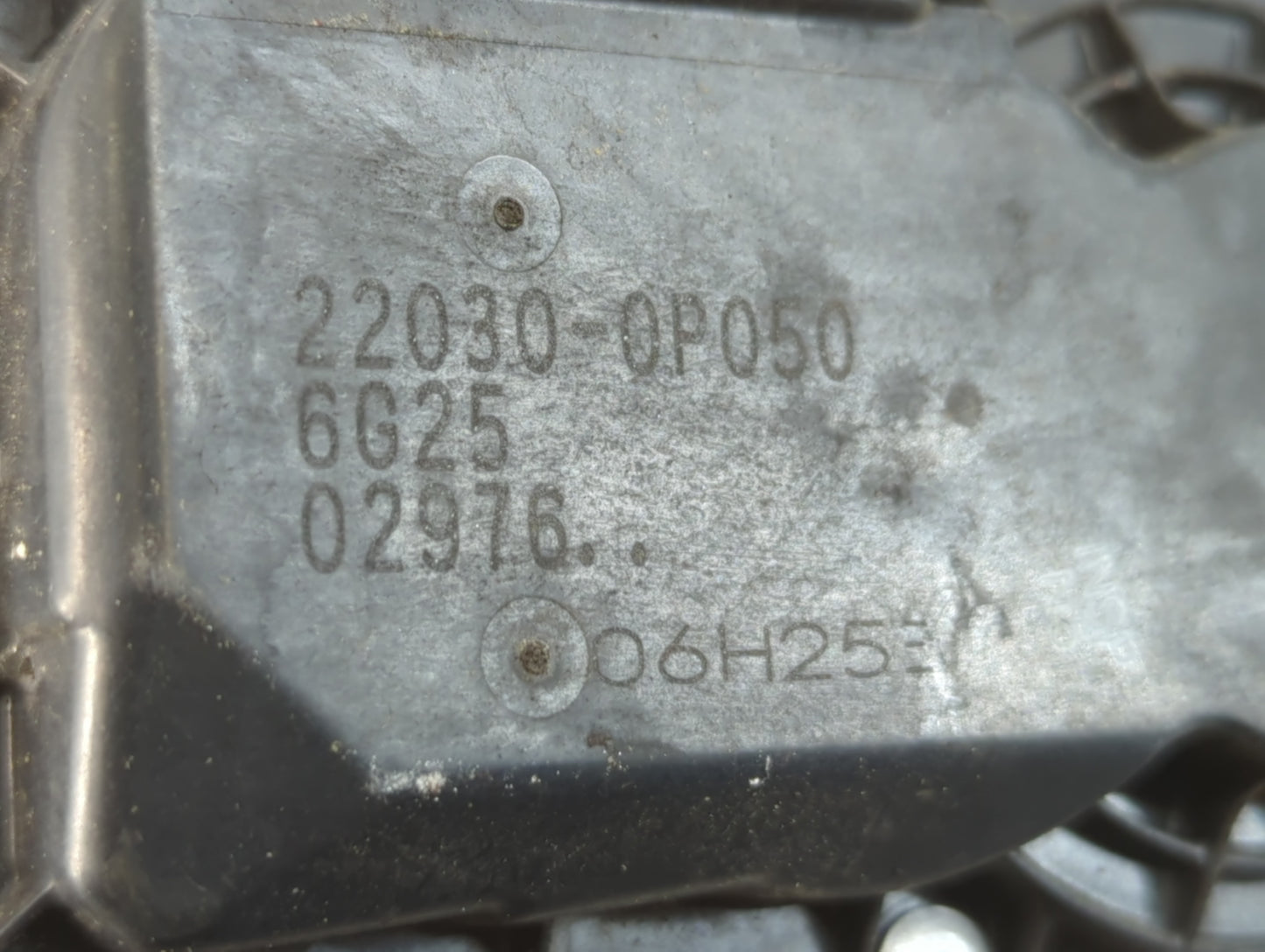 2007-2017 Toyota Camry Throttle Body P/N:22030-0P050 Fits OEM Used Auto Parts - Oemusedautoparts1.com