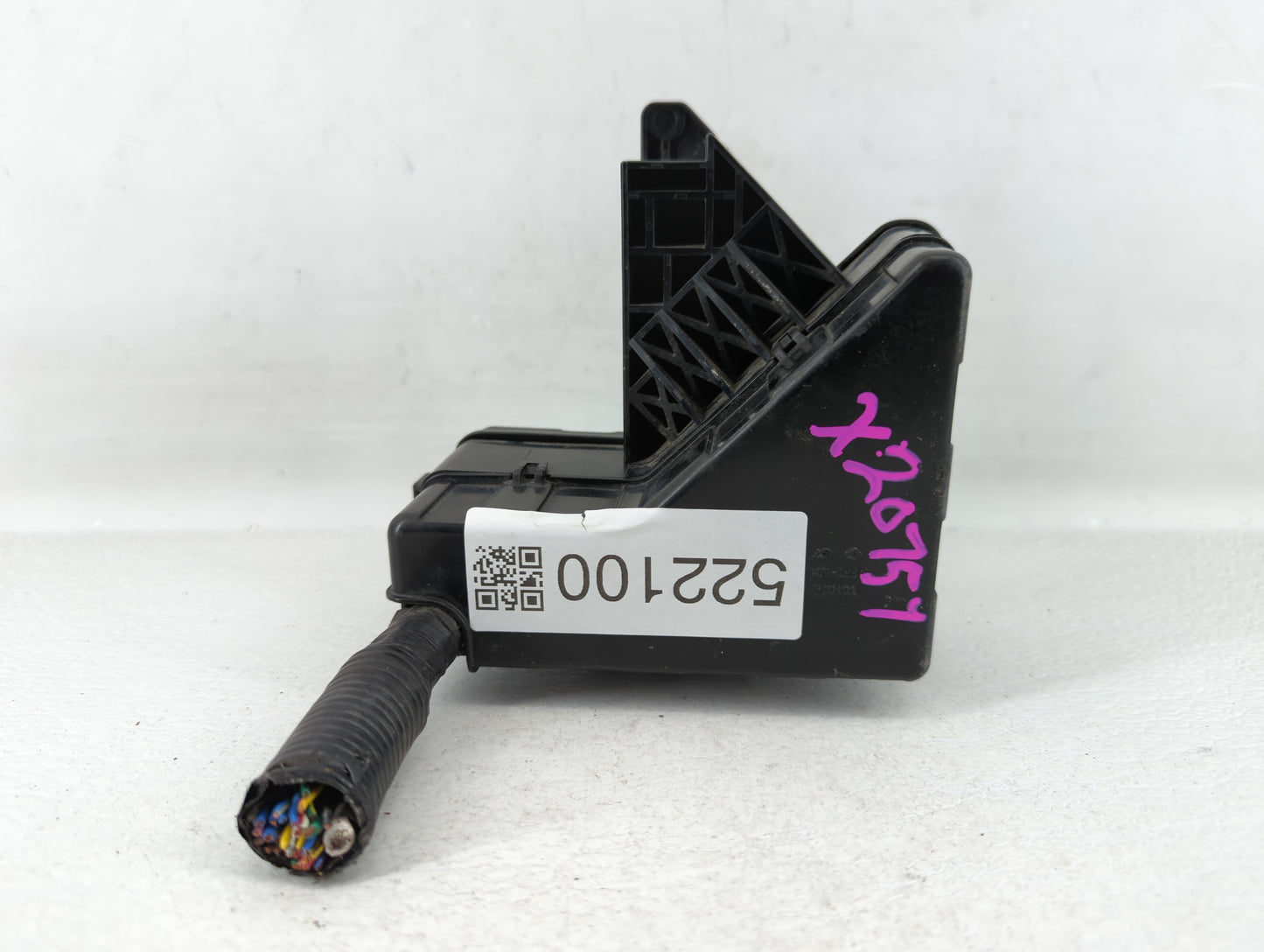 2006-2007 Toyota Highlander Fusebox Fuse Box Panel Relay Module Fits Fits 2006 2007 OEM Used Auto Parts - Oemusedautoparts1.