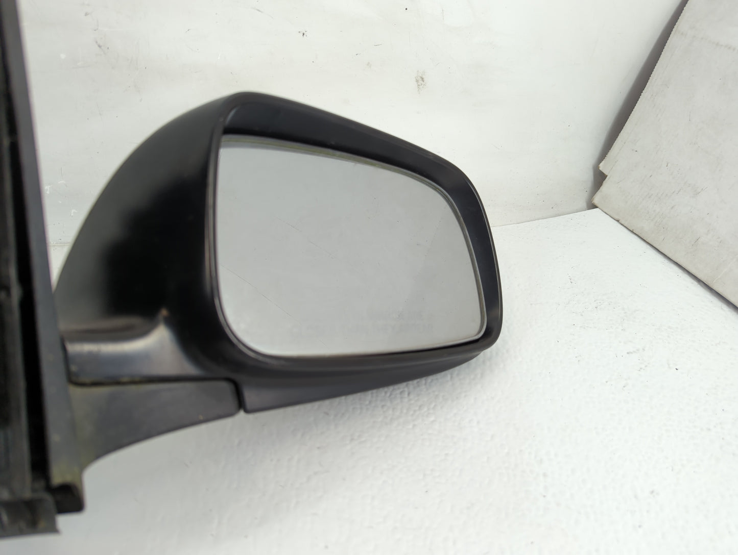 2004-2009 Toyota Prius Passenger Right Side View Manual Door Mirror - Oemusedautoparts1.com