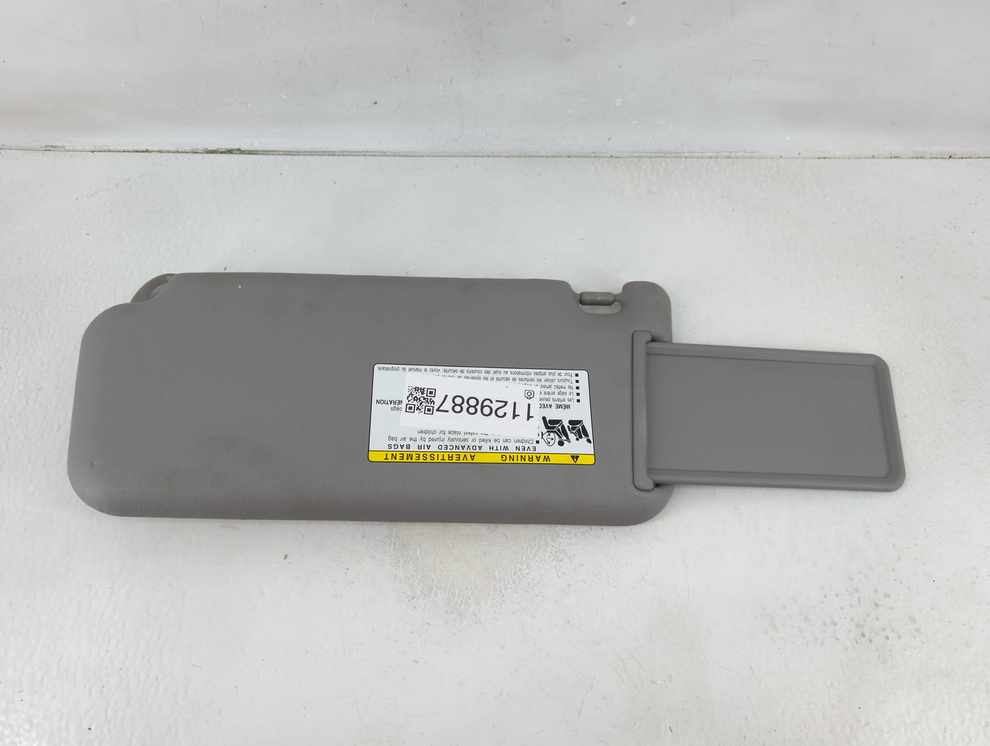 2006-2009 Toyota Rav4 Sun Visor Shade Replacement Passenger Right Mirror Fits Fits 2006 2007 2008 2009 OEM Used Auto Parts -
