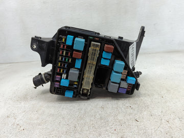 2007 Toyota Sienna Fusebox Fuse Box Panel Relay Module Fits OEM Used Auto Parts
