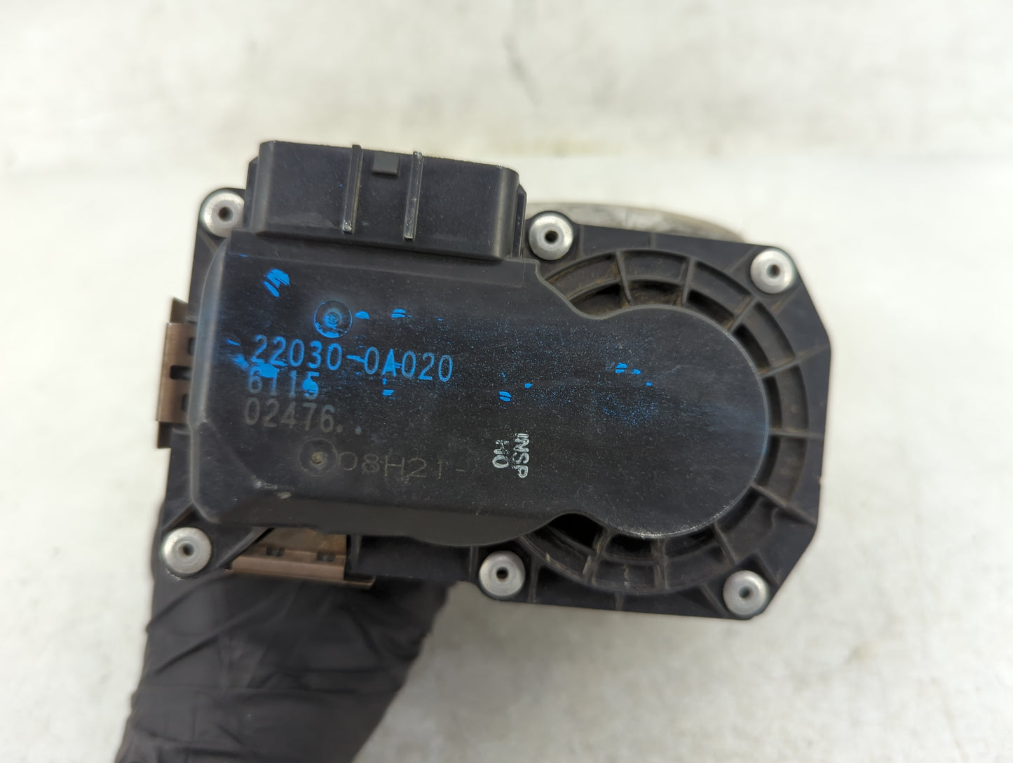 2004-2008 Toyota Solara Throttle Body P/N:22030-0A020 Fits Fits 2003 2004 2005 2006 2007 2008 2009 2010 OEM Used Auto Parts