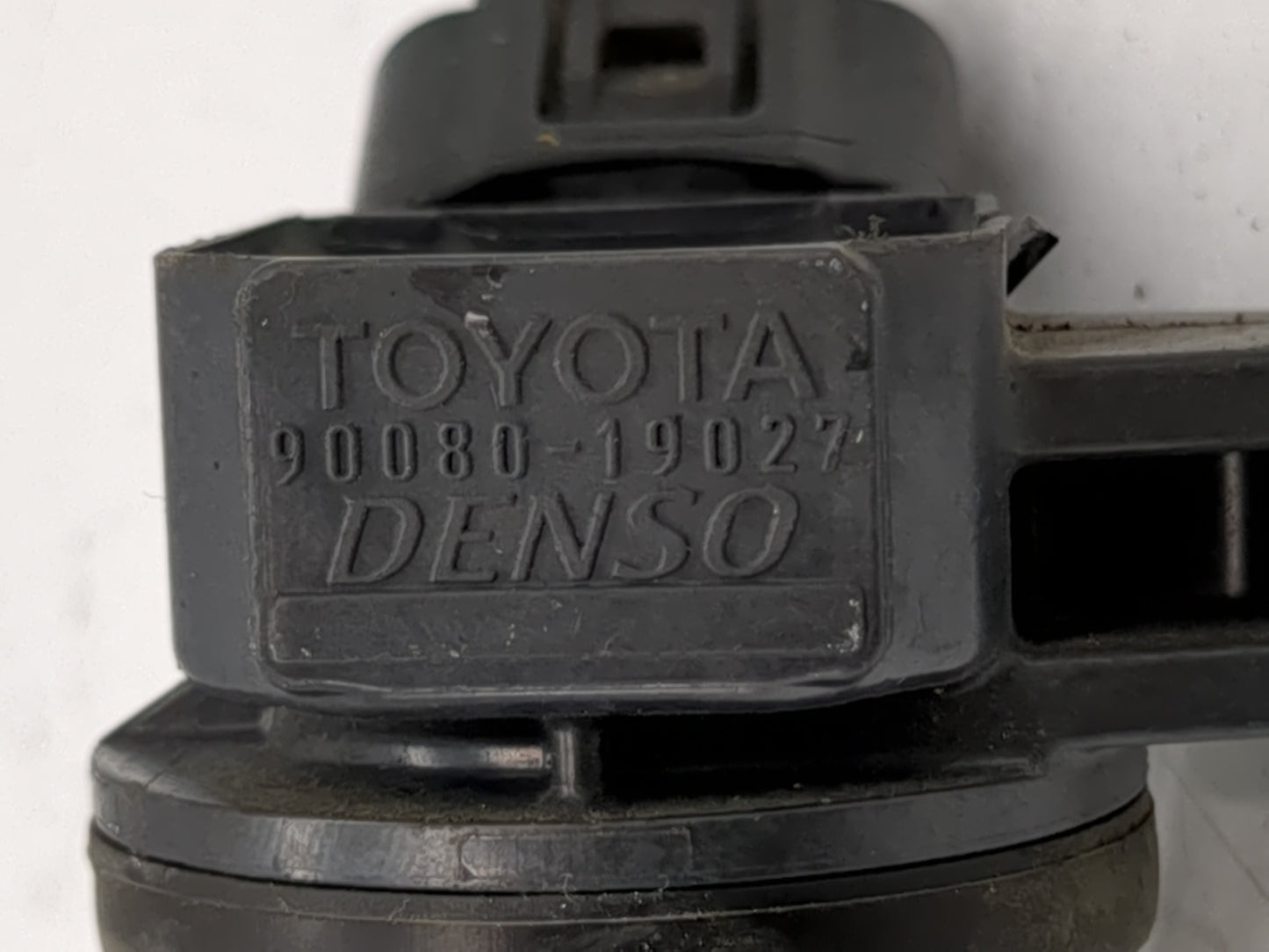 2000-2009 Toyota Tundra Ignition Coil Igniter Pack - Oemusedautoparts1.com