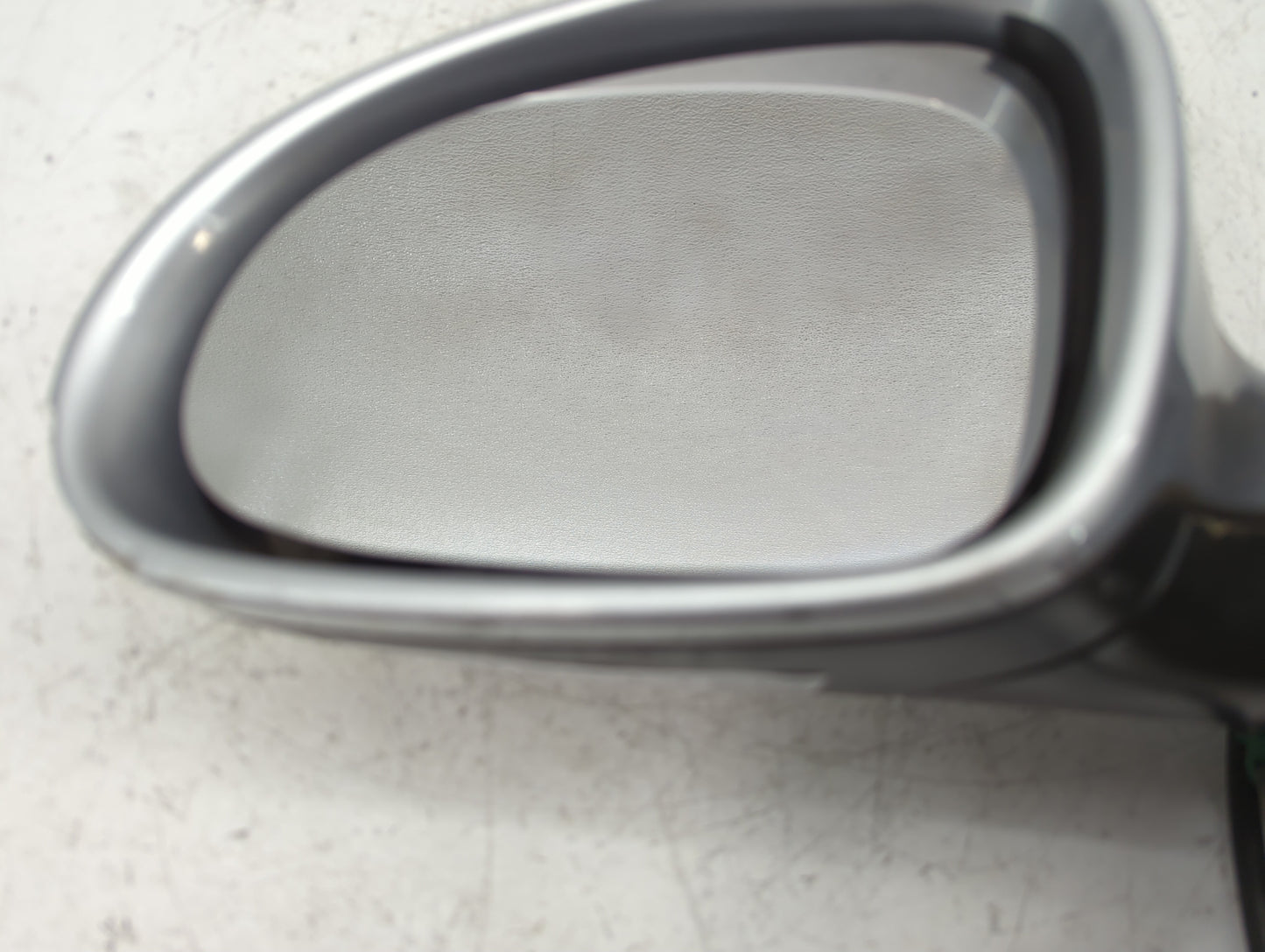 2006-2010 Volkswagen Passat Driver Side View Mirror - Left Door Mirror OEM Used - Oemusedautoparts1.com