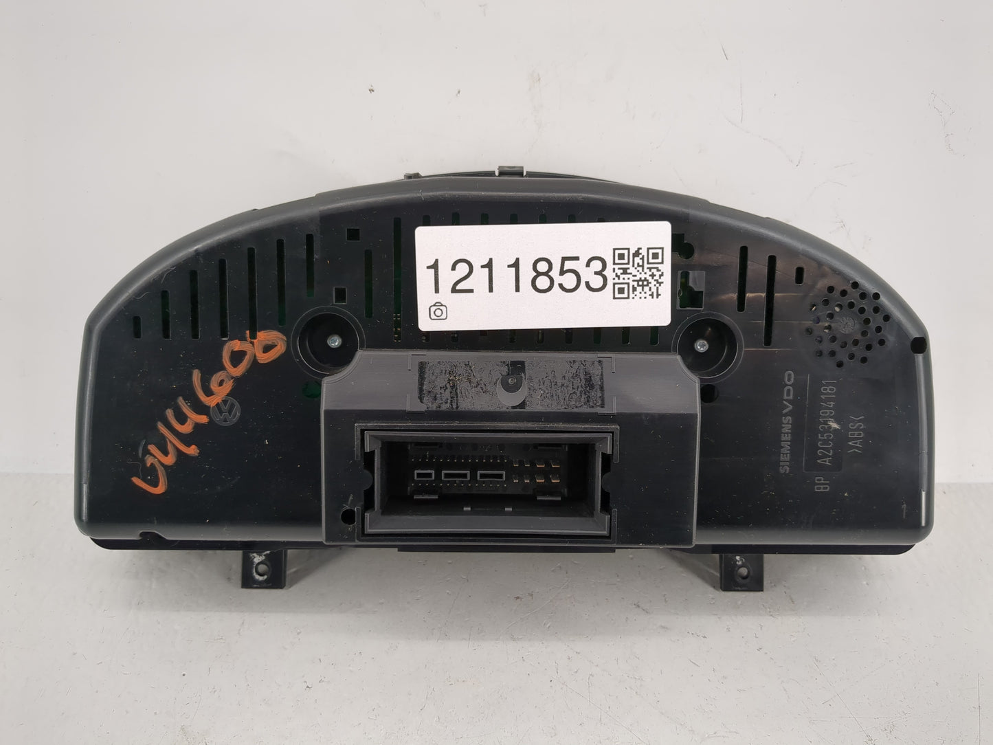 2006-2007 Volkswagen Passat Instrument Cluster Speedometer Gauges Fits Fits 2006 2007 OEM Used Auto Parts - Oemusedautoparts