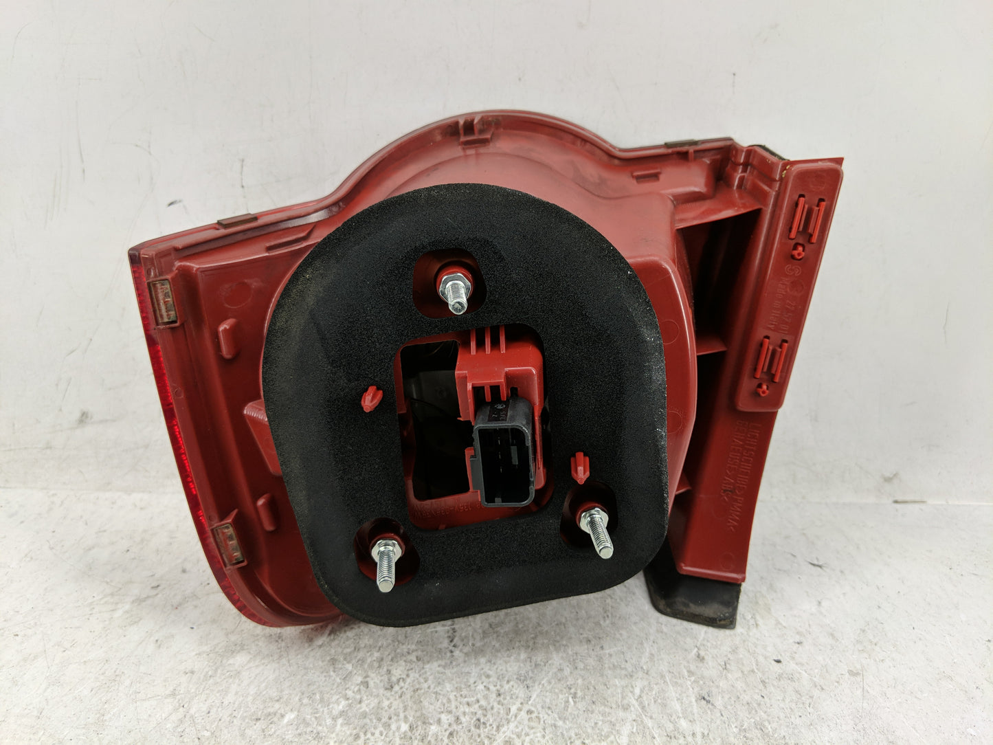 2006-2008 Volkswagen Passat Tail Light Assembly Driver Left OEM Fits Fits 2006 2007 2008 OEM Used Auto Parts - Oemusedautopa