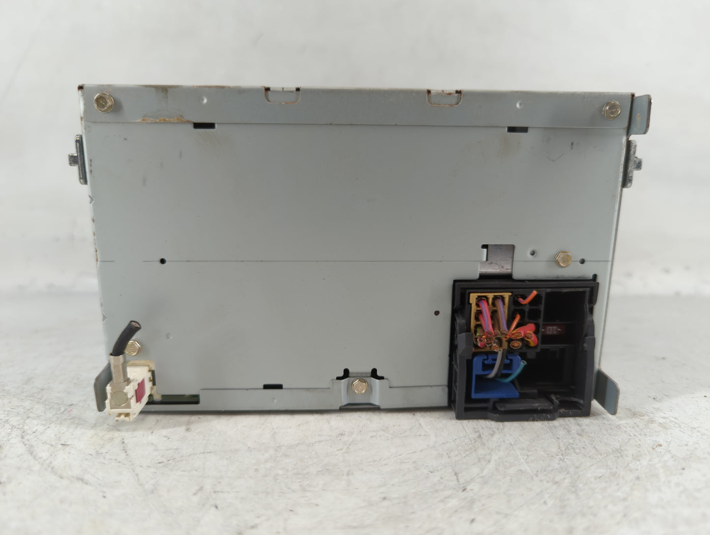 2006-2009 Volkswagen Rabbit Radio AM FM Cd Player Receiver Replacement P/N:28076782 Fits Fits 2006 2007 2008 2009 OEM Used A