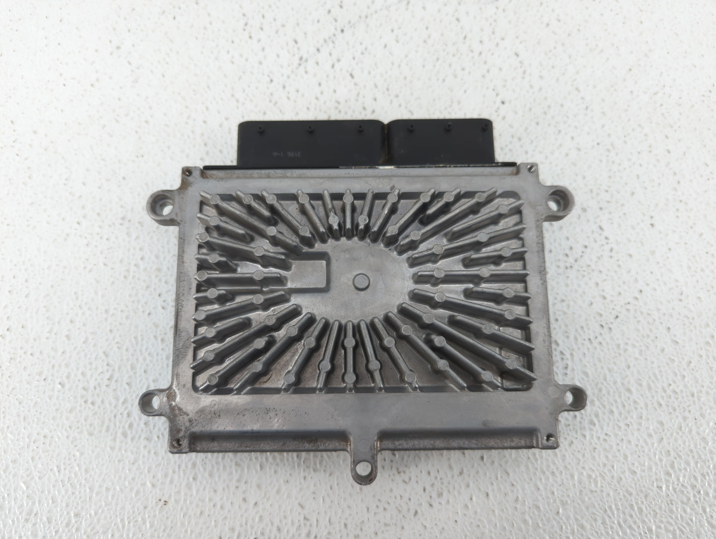 2007 Volvo V40 PCM Engine Control Computer ECU ECM PCU OEM P/N:279700-9290 P30729800 Fits Fits 2008 2009 2010 OEM Used Auto