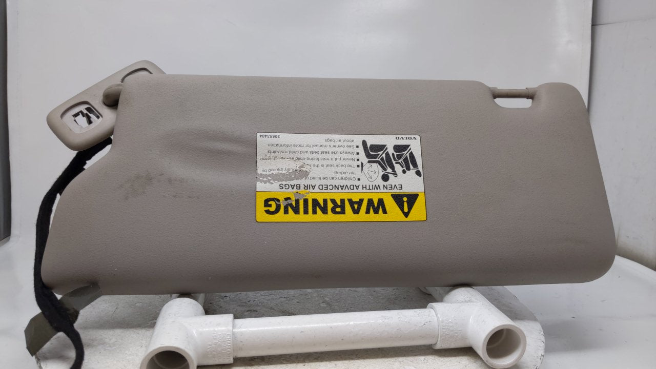 2007 Volvo V70 Sun Visor Shade Replacement Passenger Right Mirror Fits OEM Used Auto Parts - Oemusedautoparts1.com