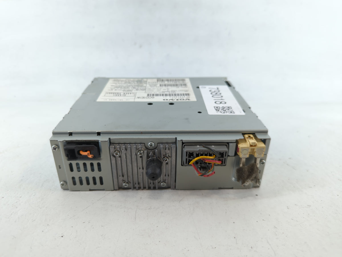 Volvo V70 Am Fm Cd Player Radio Receiver 738018 - Oemusedautoparts1.com