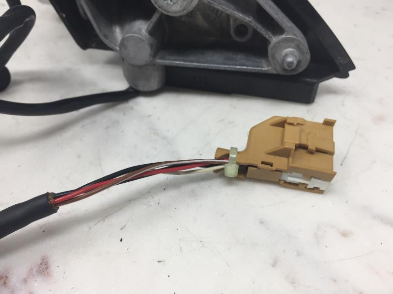 2002-2008 Audi A4 Driver Side View Mirror - Left Door Mirror OEM Used - Oemusedautoparts1.com