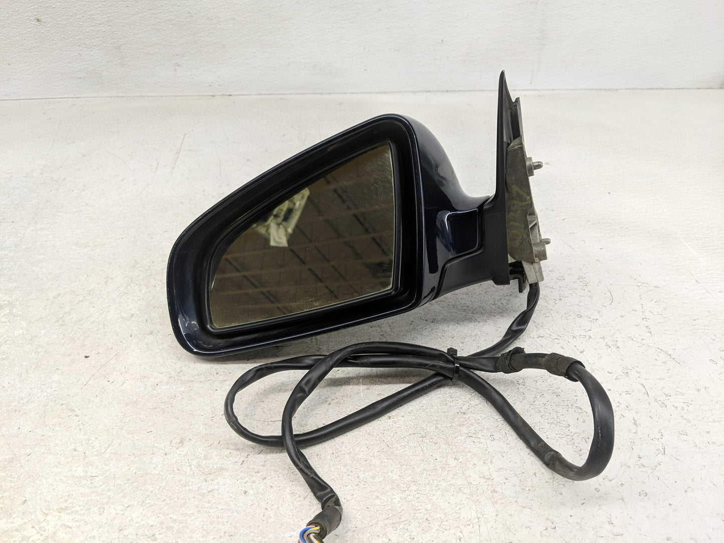 2006-2008 Audi A4 Driver Side View Mirror - Left Door Mirror OEM Used - Oemusedautoparts1.com