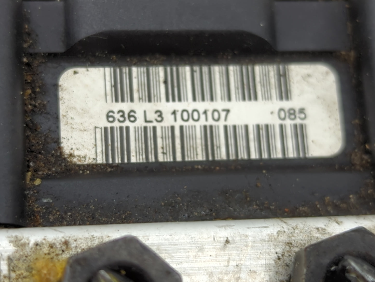2007-2009 Audi A4 ABS Pump Control Module Replacement P/N:8E0 614 517B Fits Fits 2007 2008 2009 OEM Used Auto Parts - Oemuse